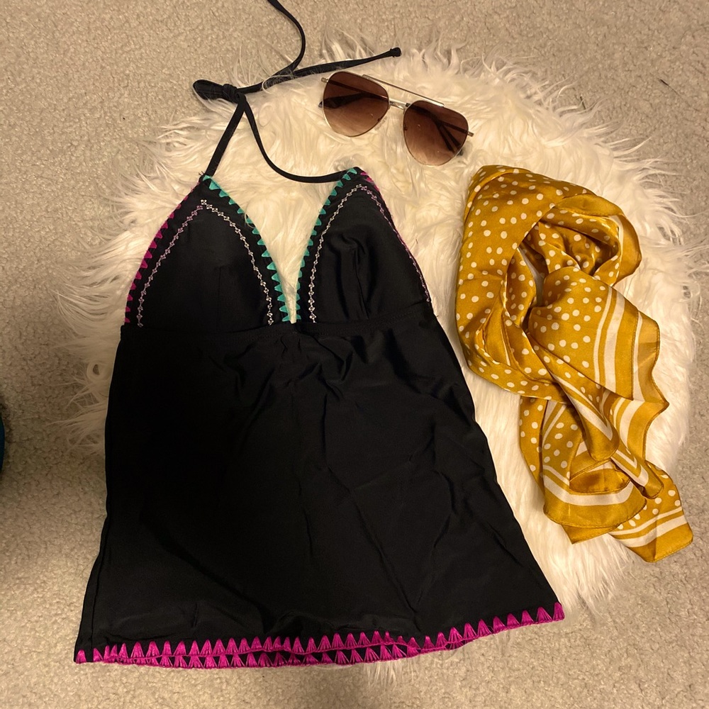 Black swim top